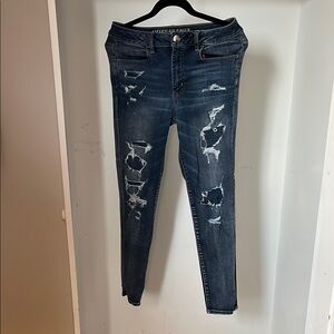 American Eagle Outfitters Women's Distressed Blue Jeans